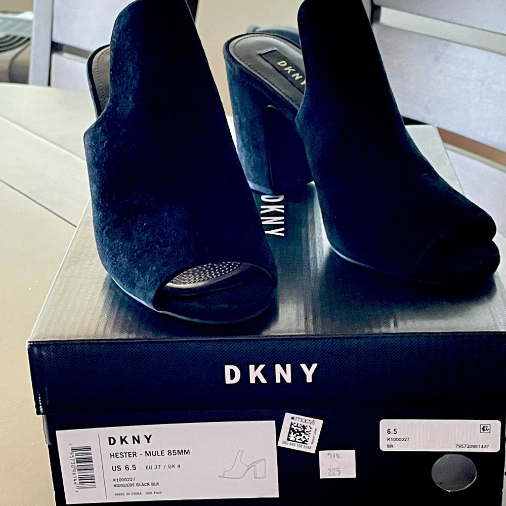 DKNY Hester -Mule open back shoe, Black Suede. 6 1/2 size.